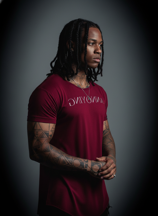 Camiseta Gniyonna - Ruby