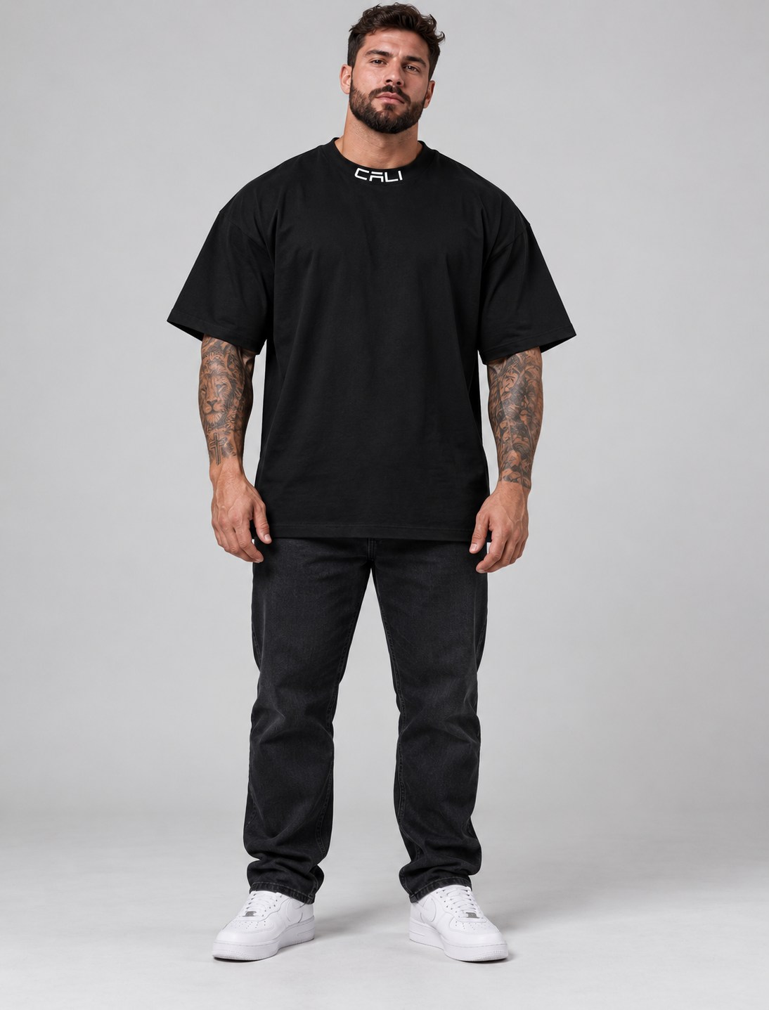 Camiseta Cali Over preta oversized - foto 9 de 9