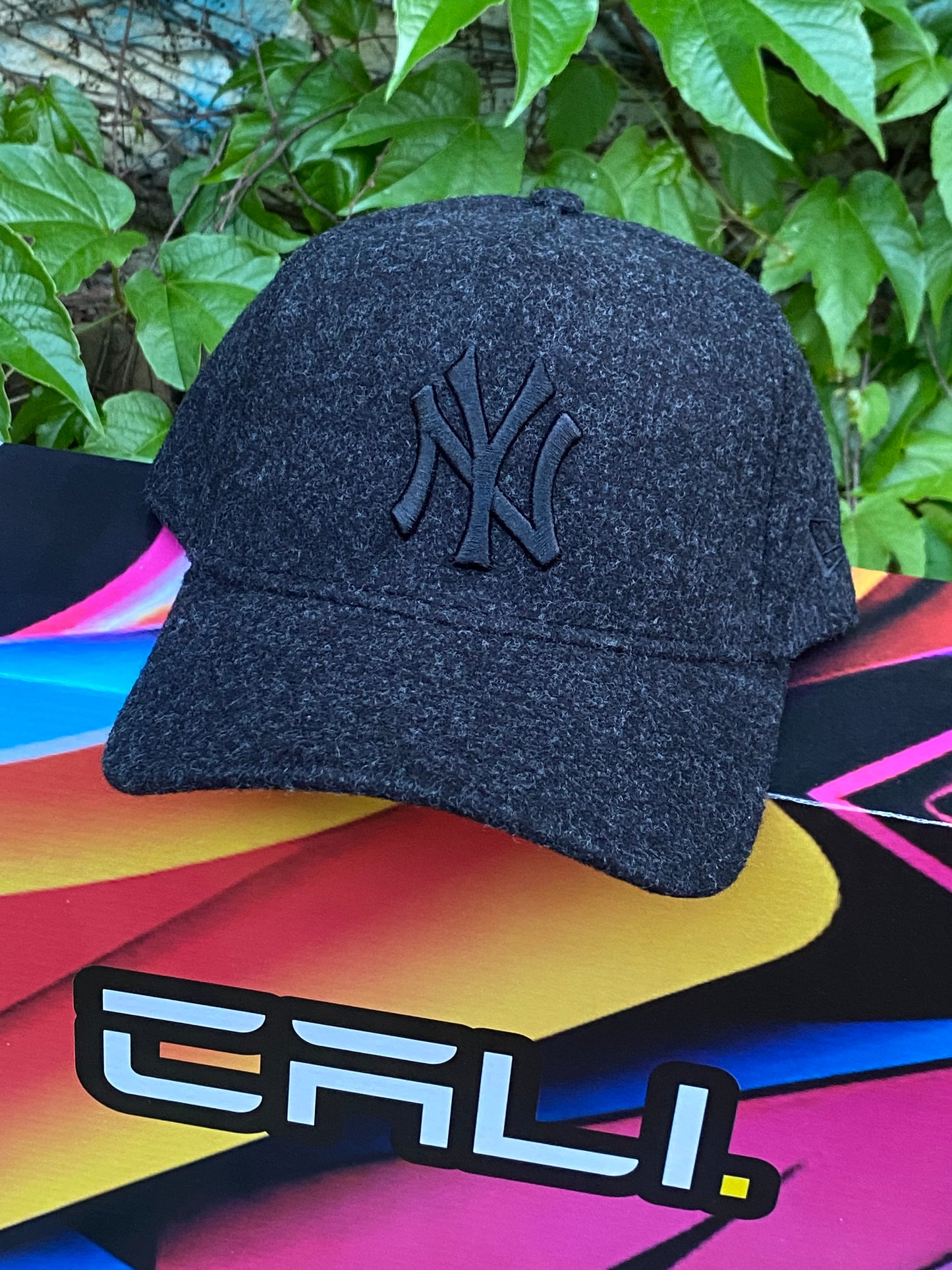 Boné New Era NY Eframe Black