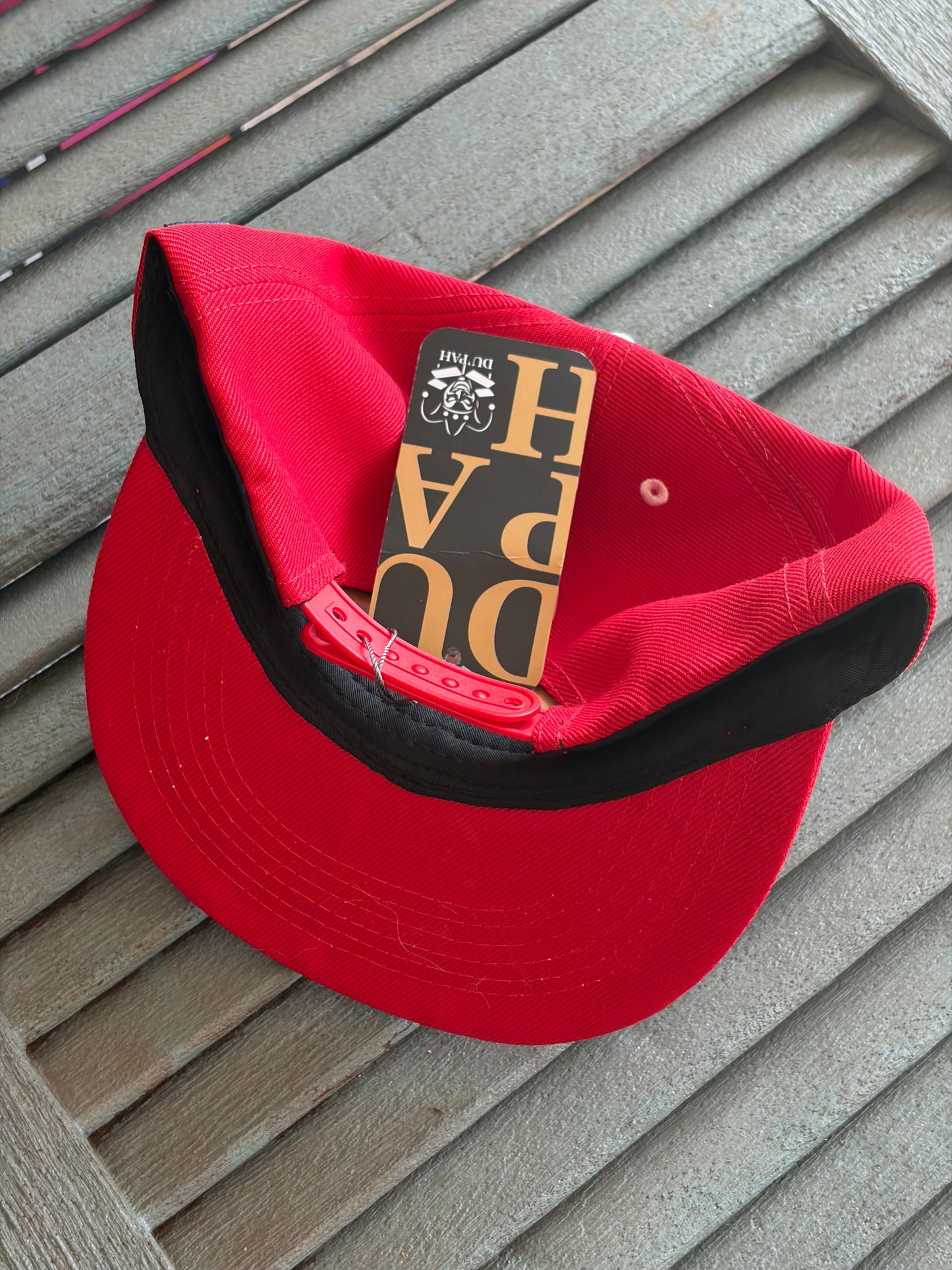 Boné Dupah Aba reta Red Snapback