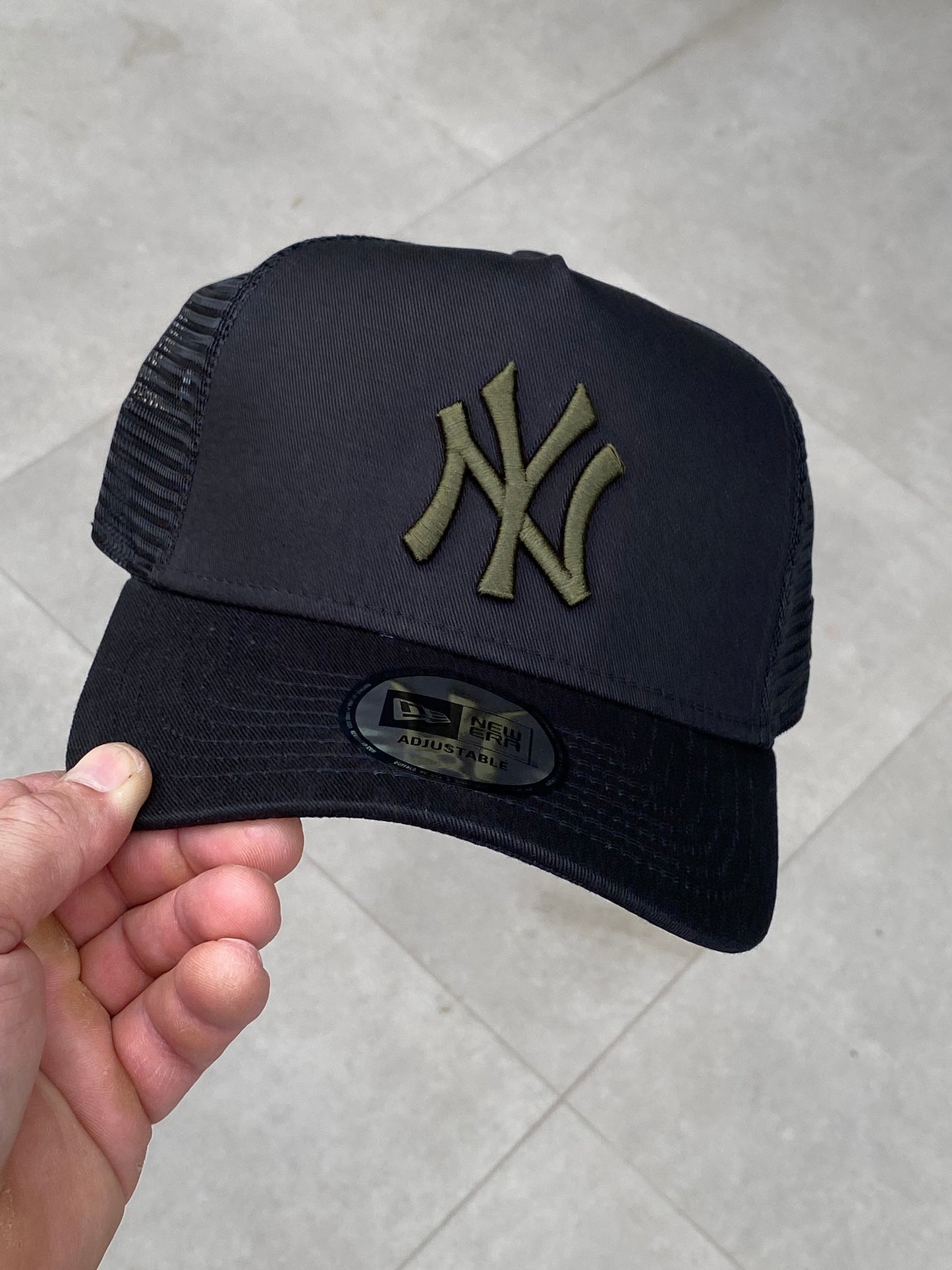 Boné New Era NY Eframe Truker