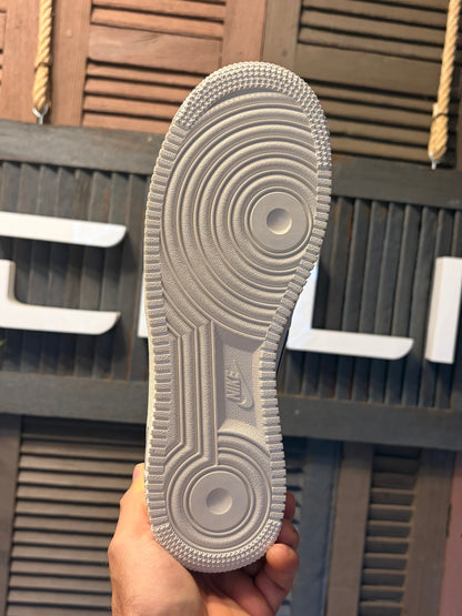 Nike Air Force 1 ’07 LV8