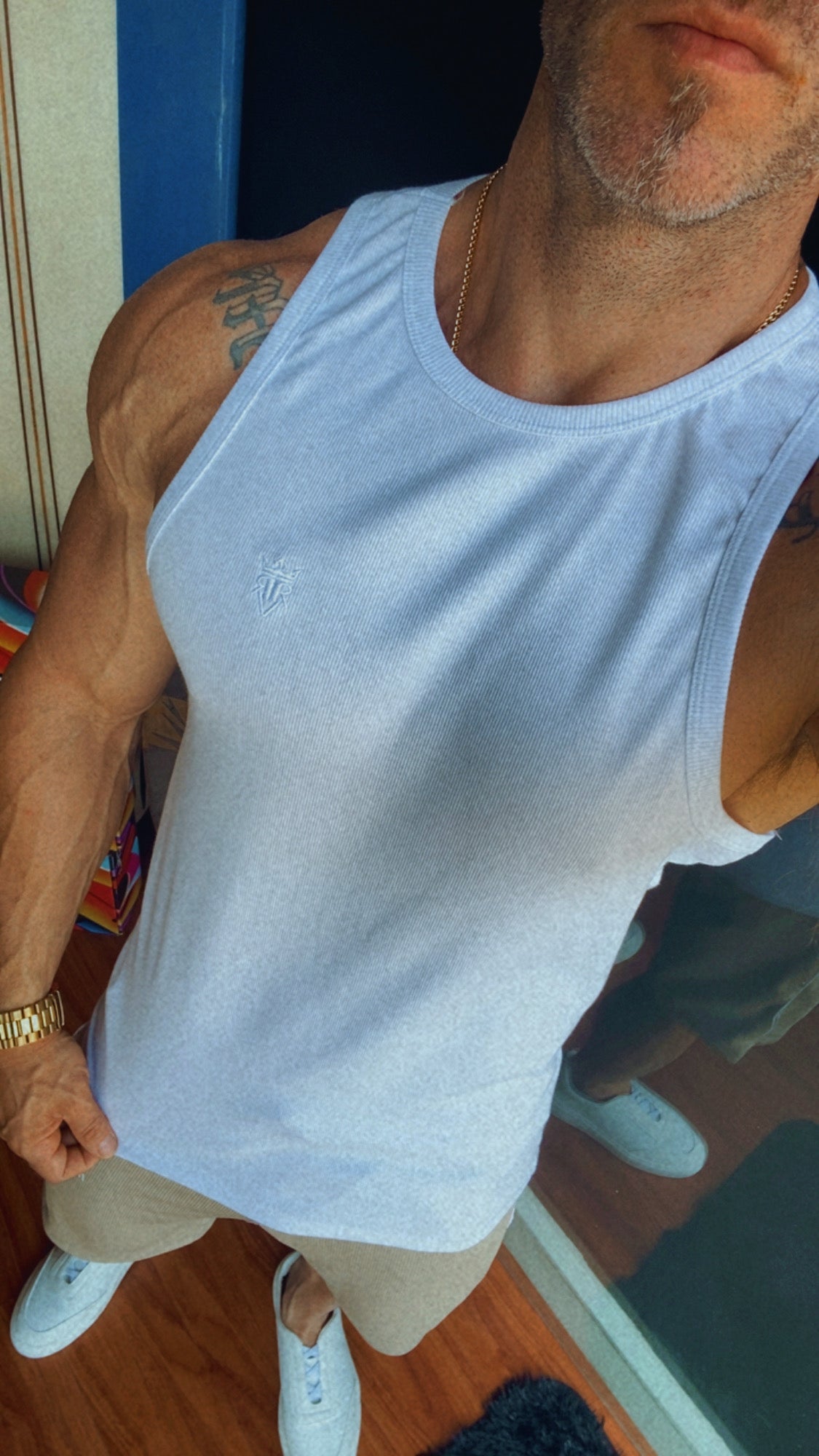 Regata White Celebrate