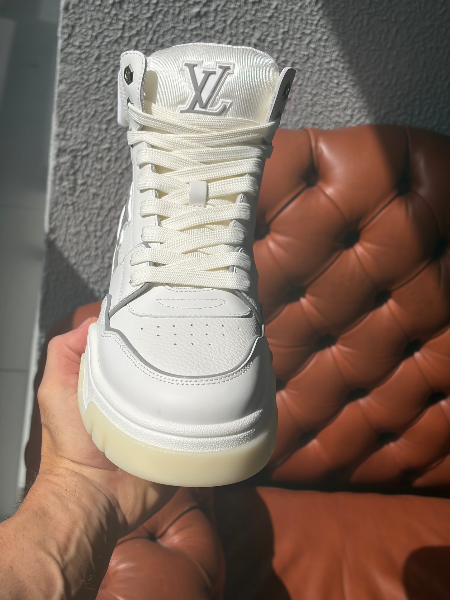 Tênis LV Luxuy importado Cano Alto Branco ( Sob encomenda)