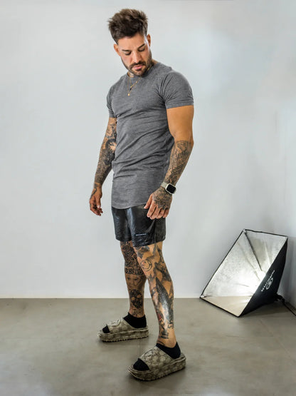 Camiseta Semi Long Cinza Wall Bold
