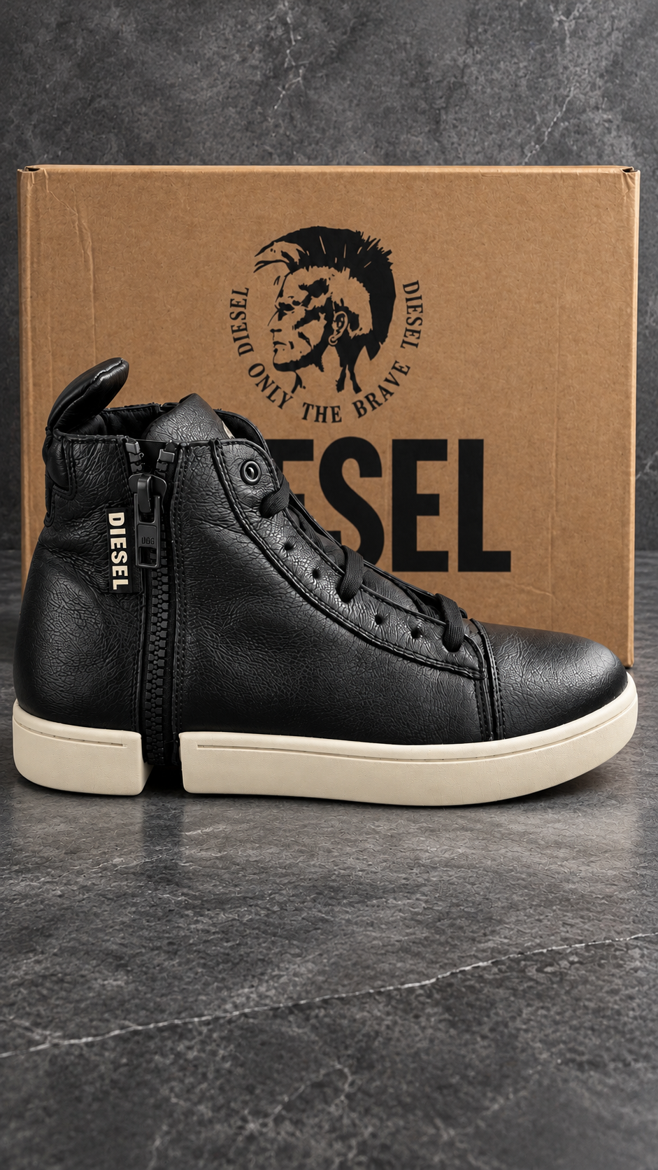 Tênis Diesel Black em couro