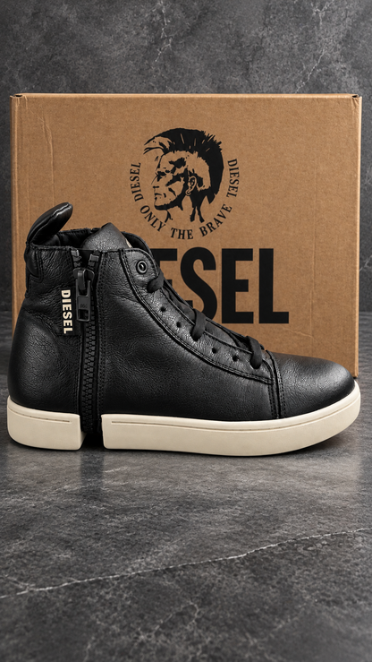 Tênis Diesel Black em couro