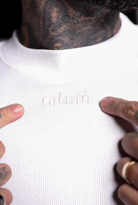 Camiseta Calmô Off White Canelada