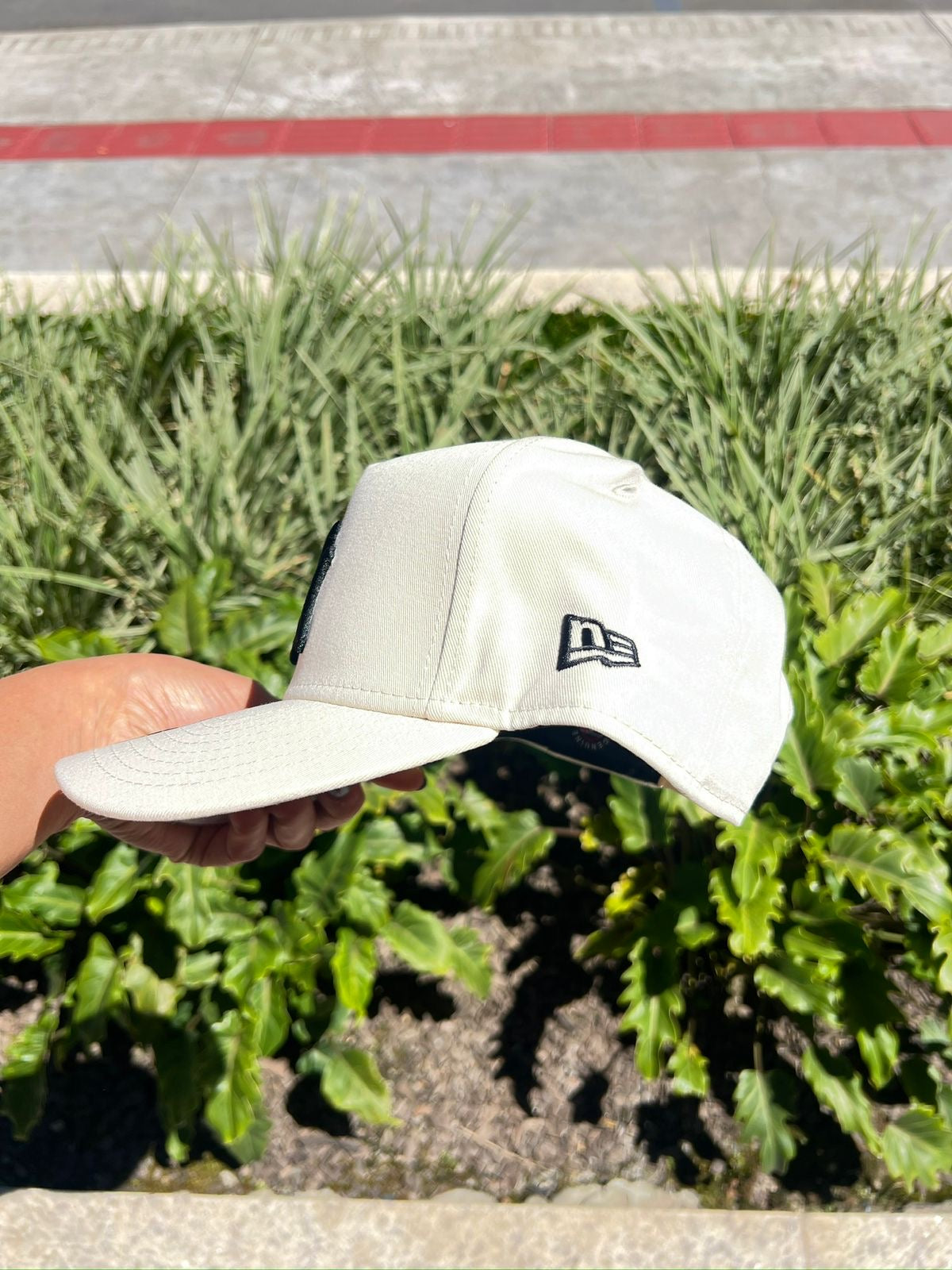 Boné New Era NY Eframe White