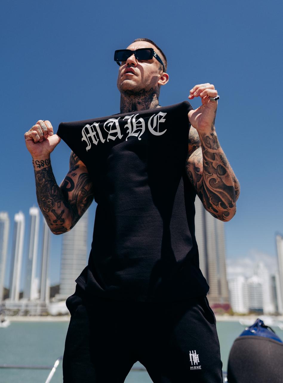 Regata Mahe Black Franco