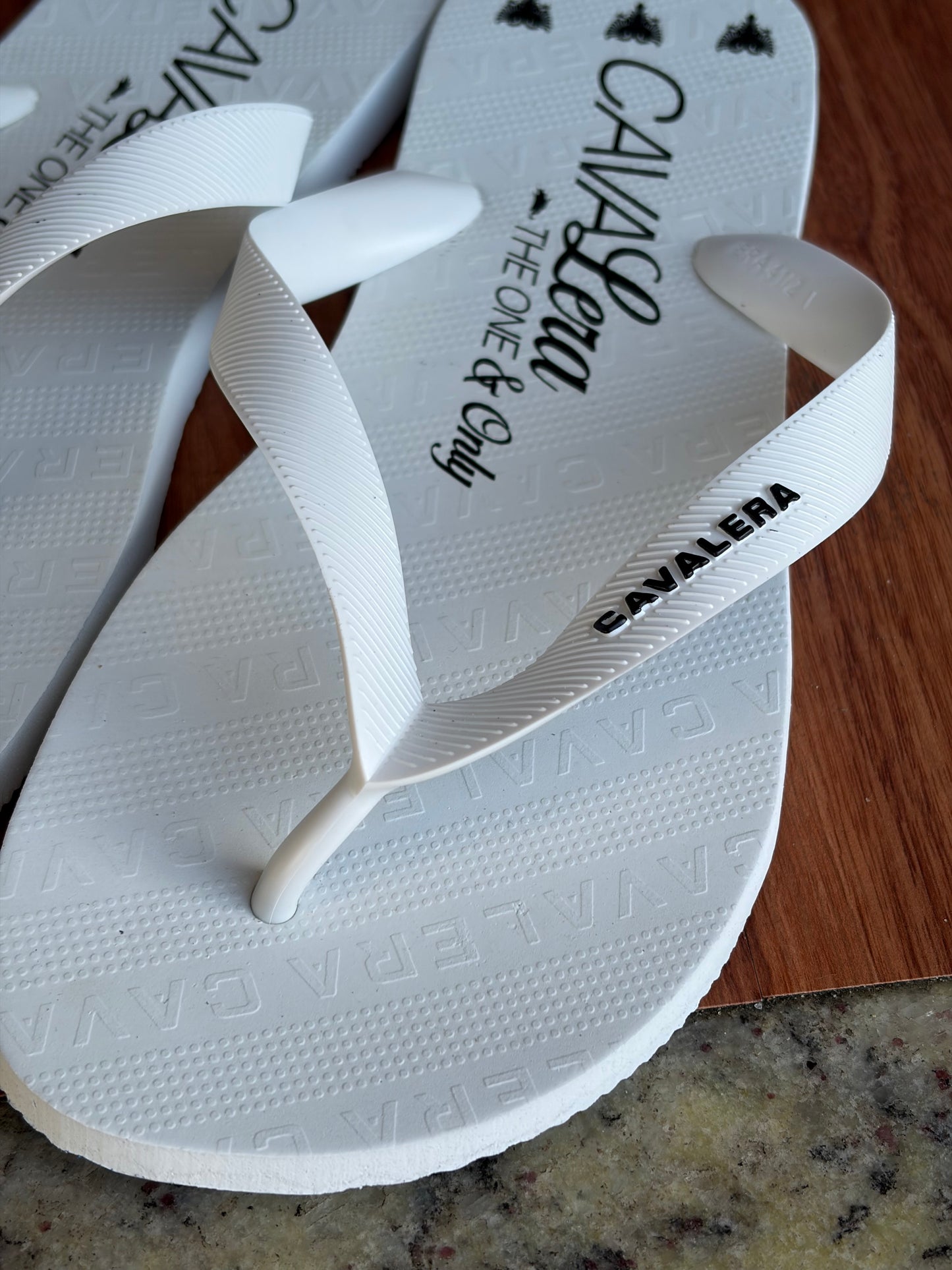 Chinelo Cavalera Cinder