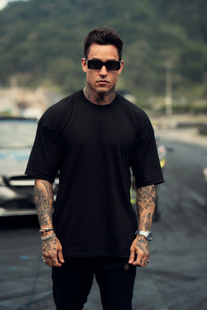 Camiseta Oversized Mahe Preta Lisa