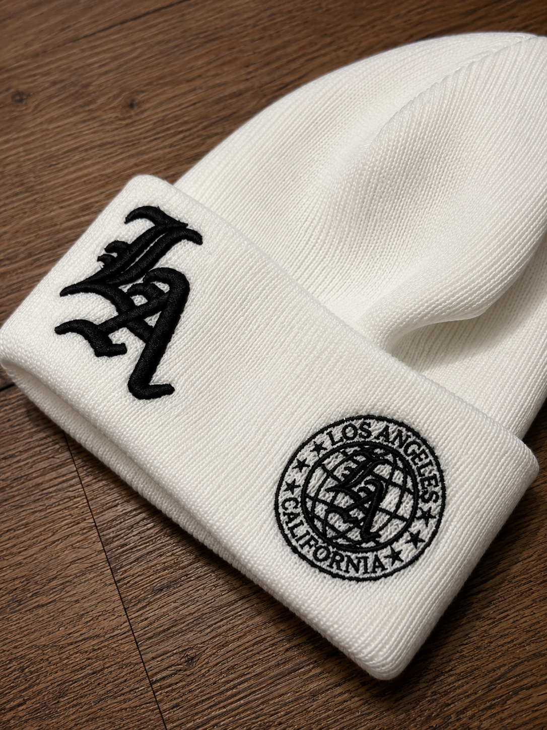 Gorro LA Off White Bordado Importado