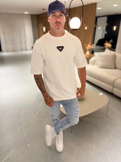 Camiseta Over Águia Textura OFF White