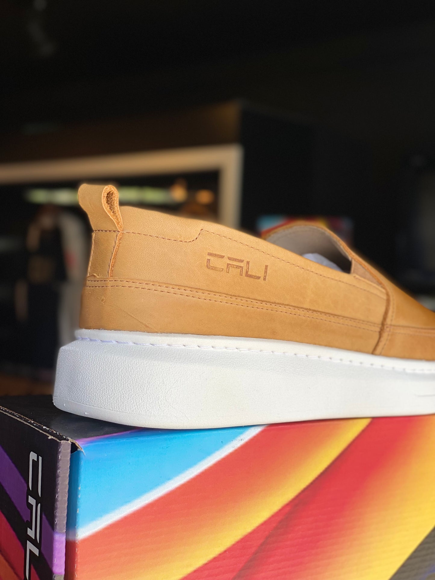 Tênis Cali Caramelo sem cadarço