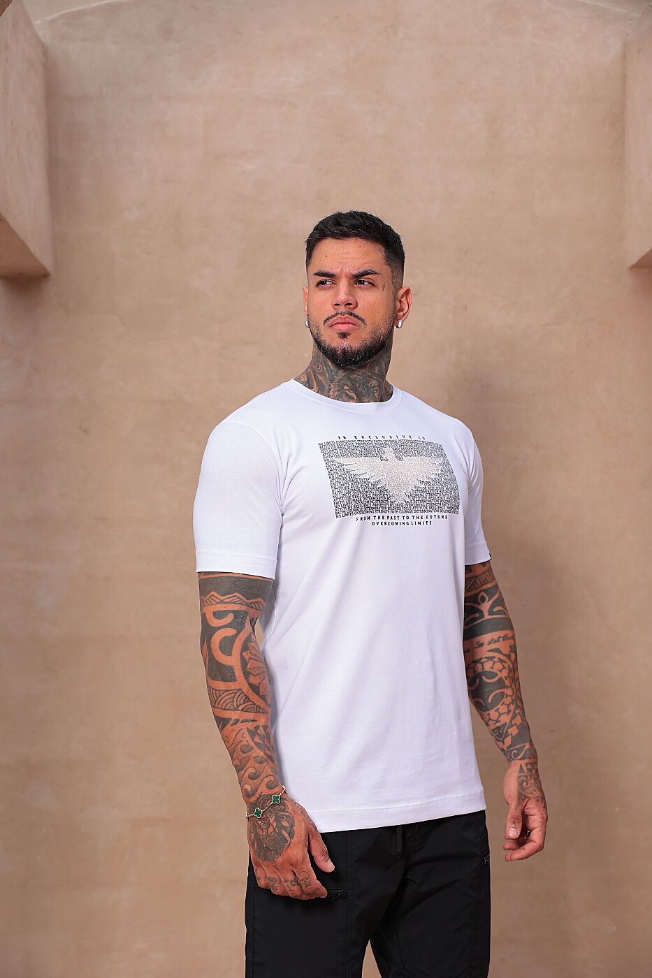 Camiseta Slim Águia Letters Branca