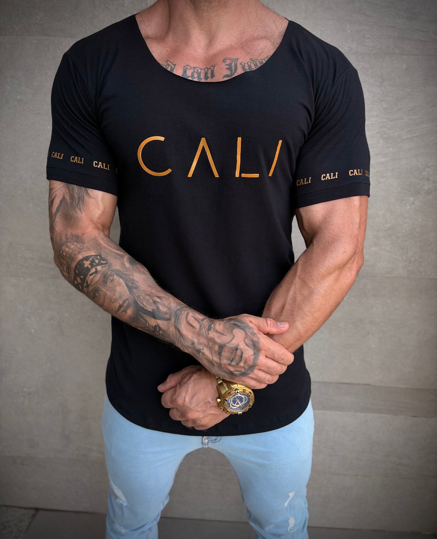 Camiseta Cali Rood Gold Black