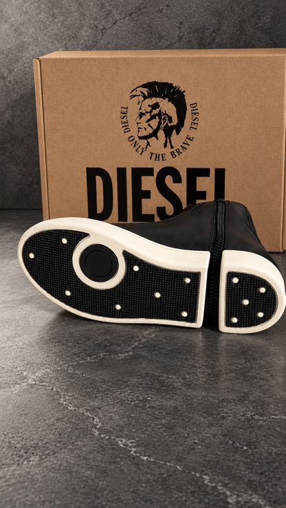 Tênis Diesel Black em couro