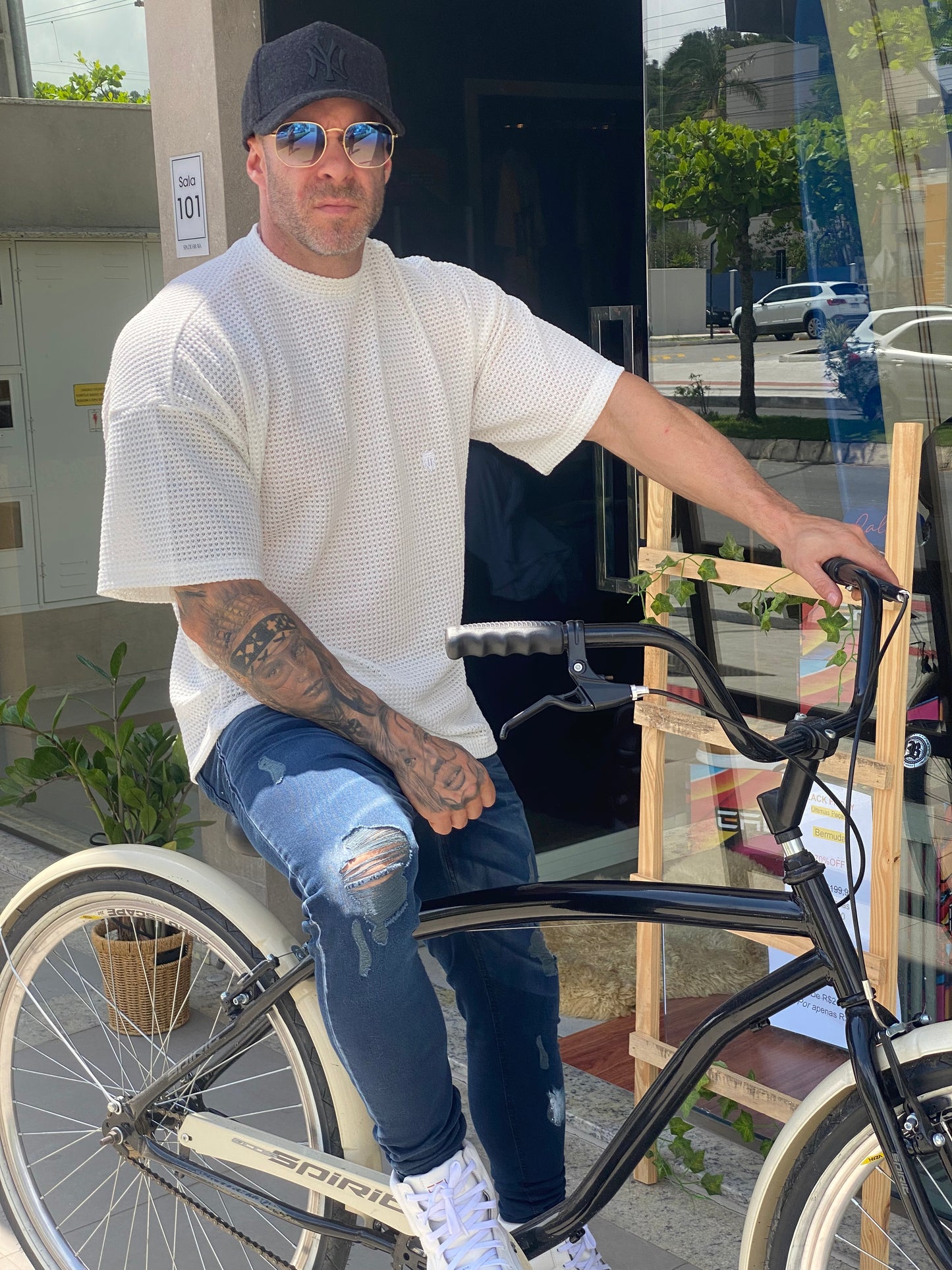 Camiseta Over Off White Tricot