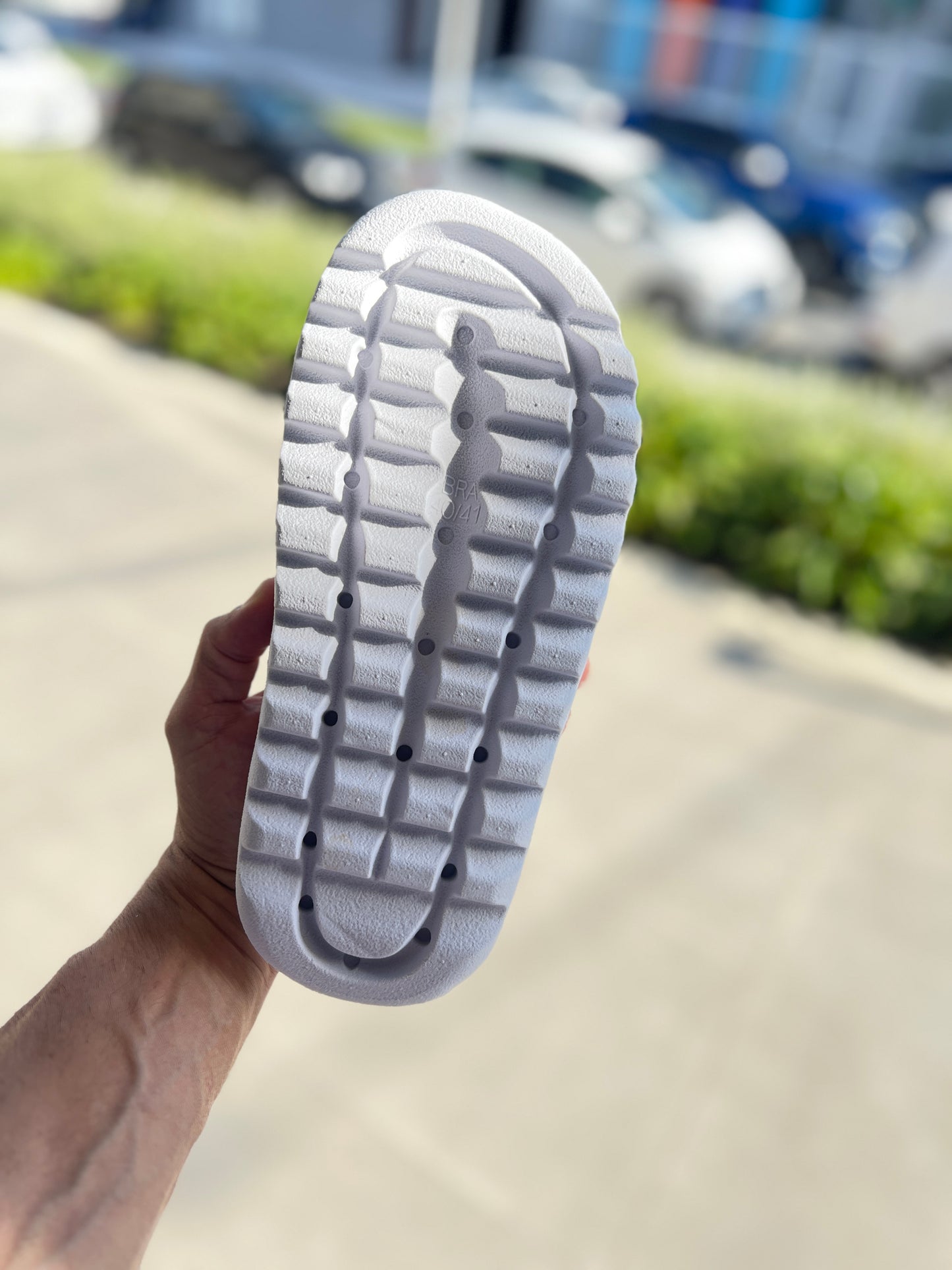 Chinelo Nuvem Branco