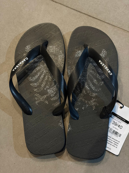 Chinelo Cavalera Universe