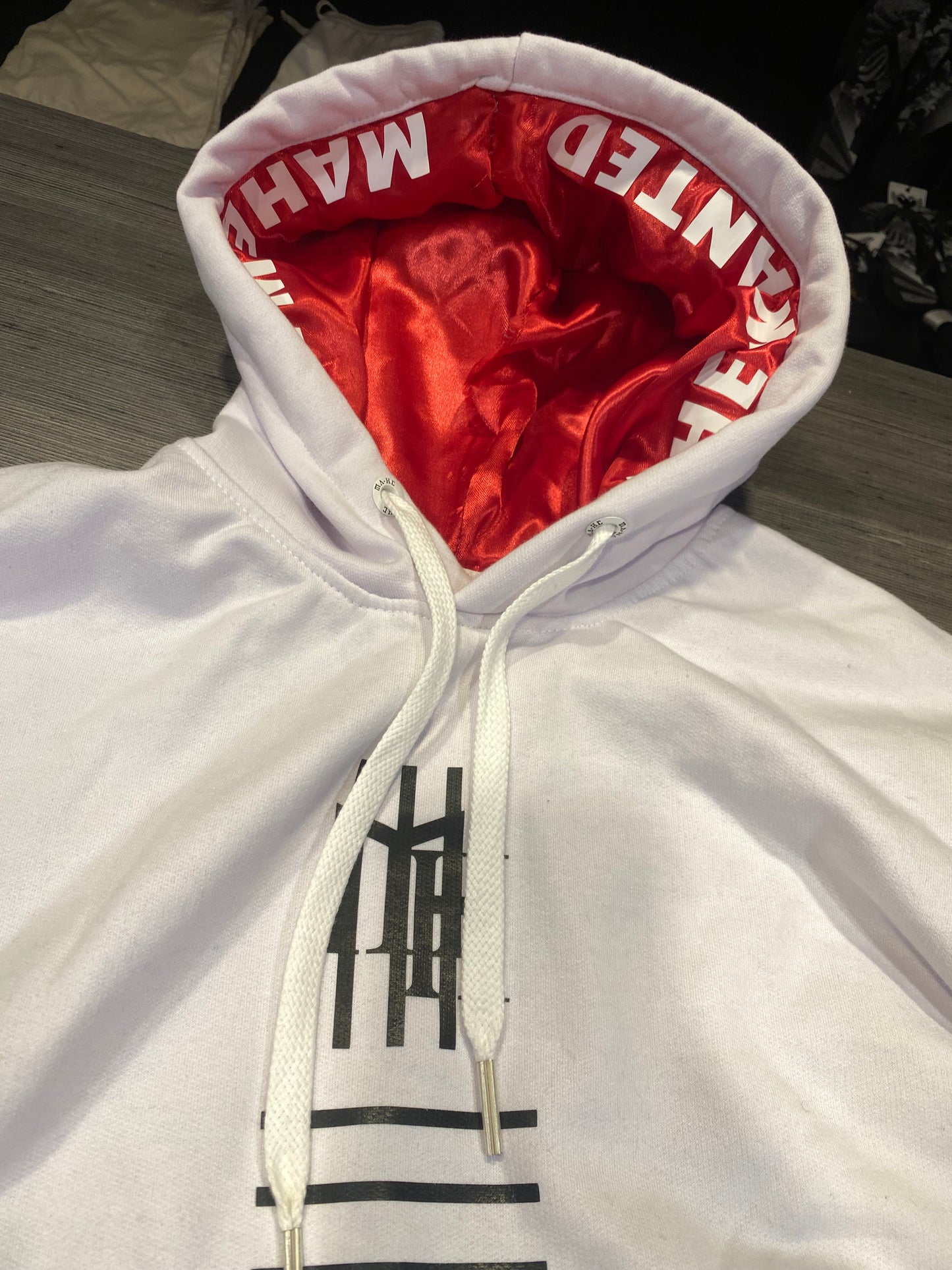 Moletom Canguru Mahe White Red