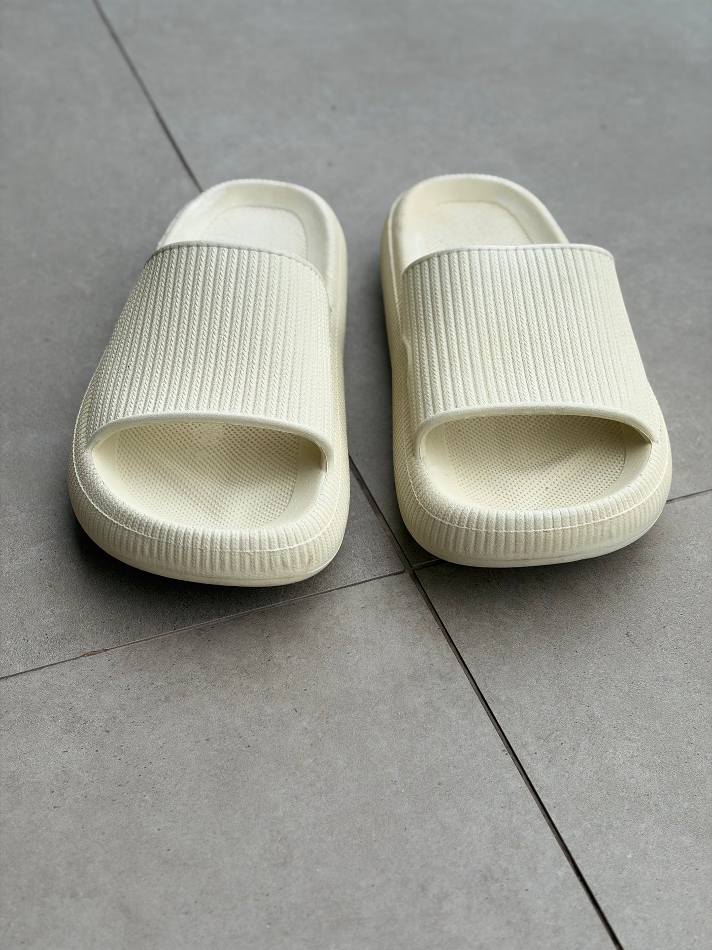 Chinelo Nuvem CALI X COSA NOSTRA (COLLAB)