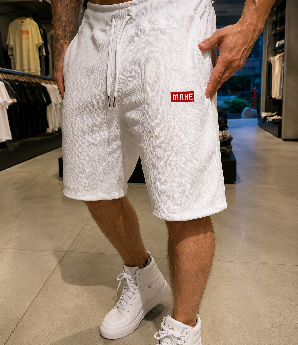 Bermuda Mahe White Red