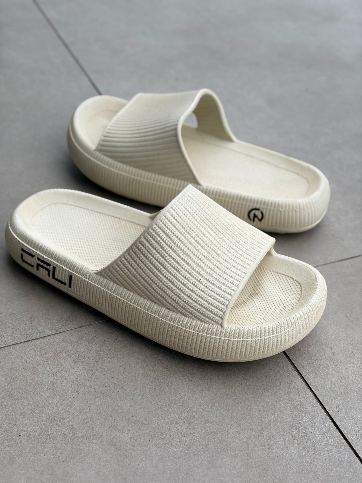 Chinelo Nuvem CALI X COSA NOSTRA (COLLAB)