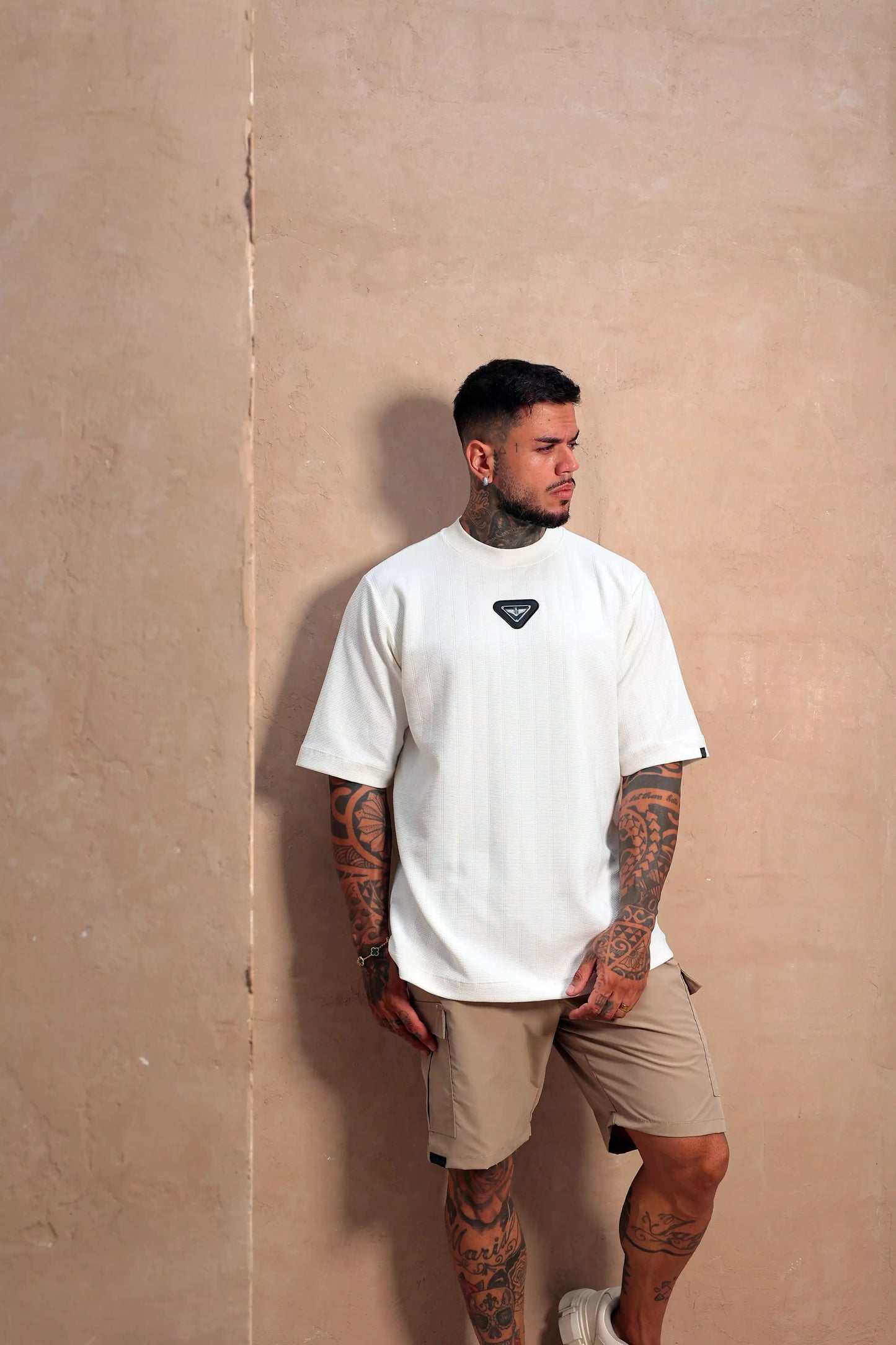 Camiseta Over Águia Textura OFF White