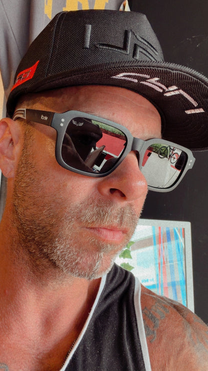 Óculos de Sol Vincit Black Grey Fosco