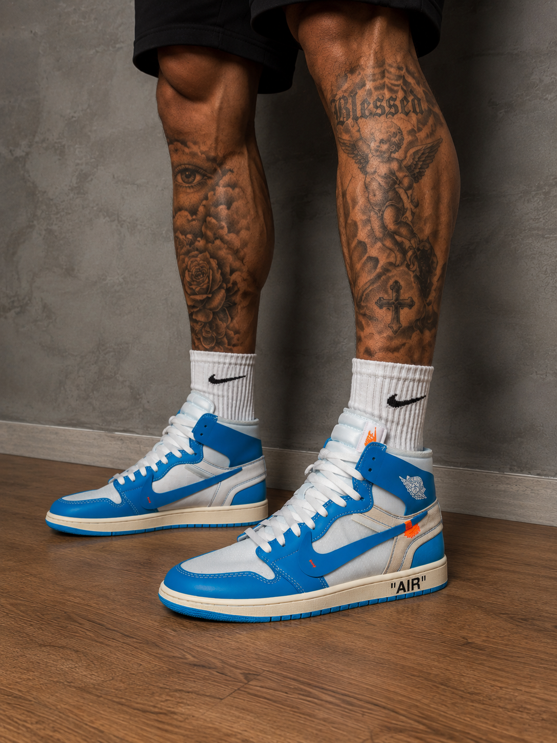 Tênis Nike Air Jordan Off-White x Air Jordan 1 High UNC