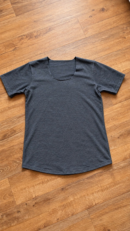 Camiseta Cali Essencial Sem Long Cola Canoa Grafiti Lisa