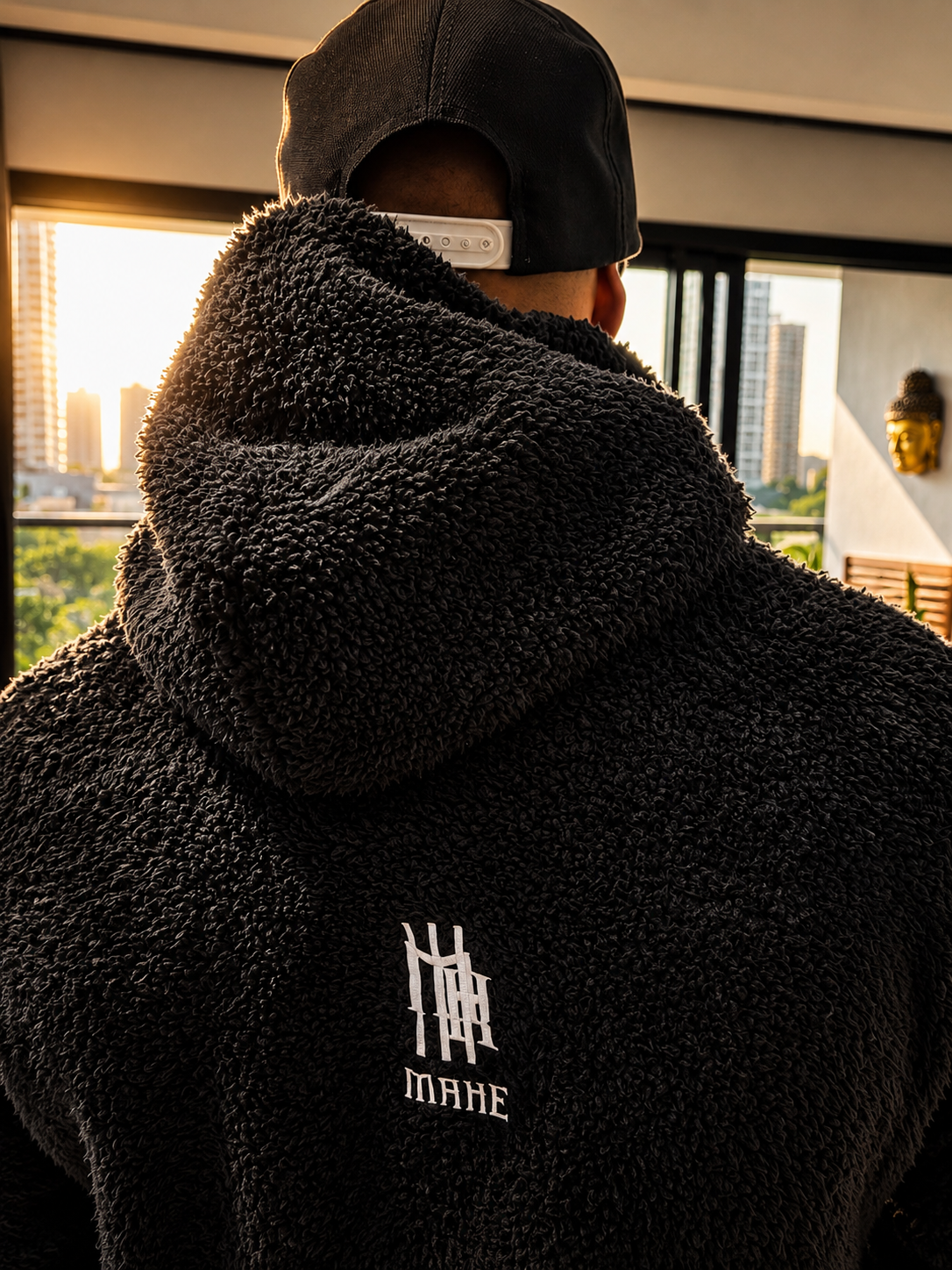 Moletom Canguru Mahe Sherpa Black