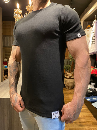 Camiseta Calmô Black Canelada