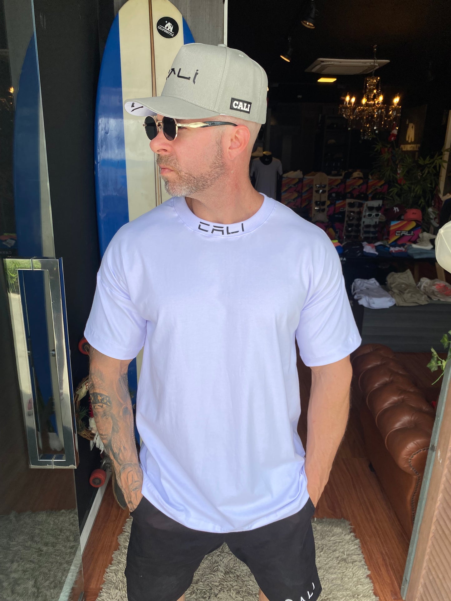 Camiseta Cali Over White