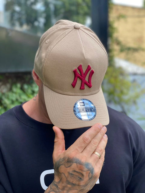 New Era New York Cap Curved Brim Kaki Red 