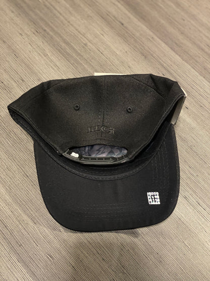 Boné BLCK Preto