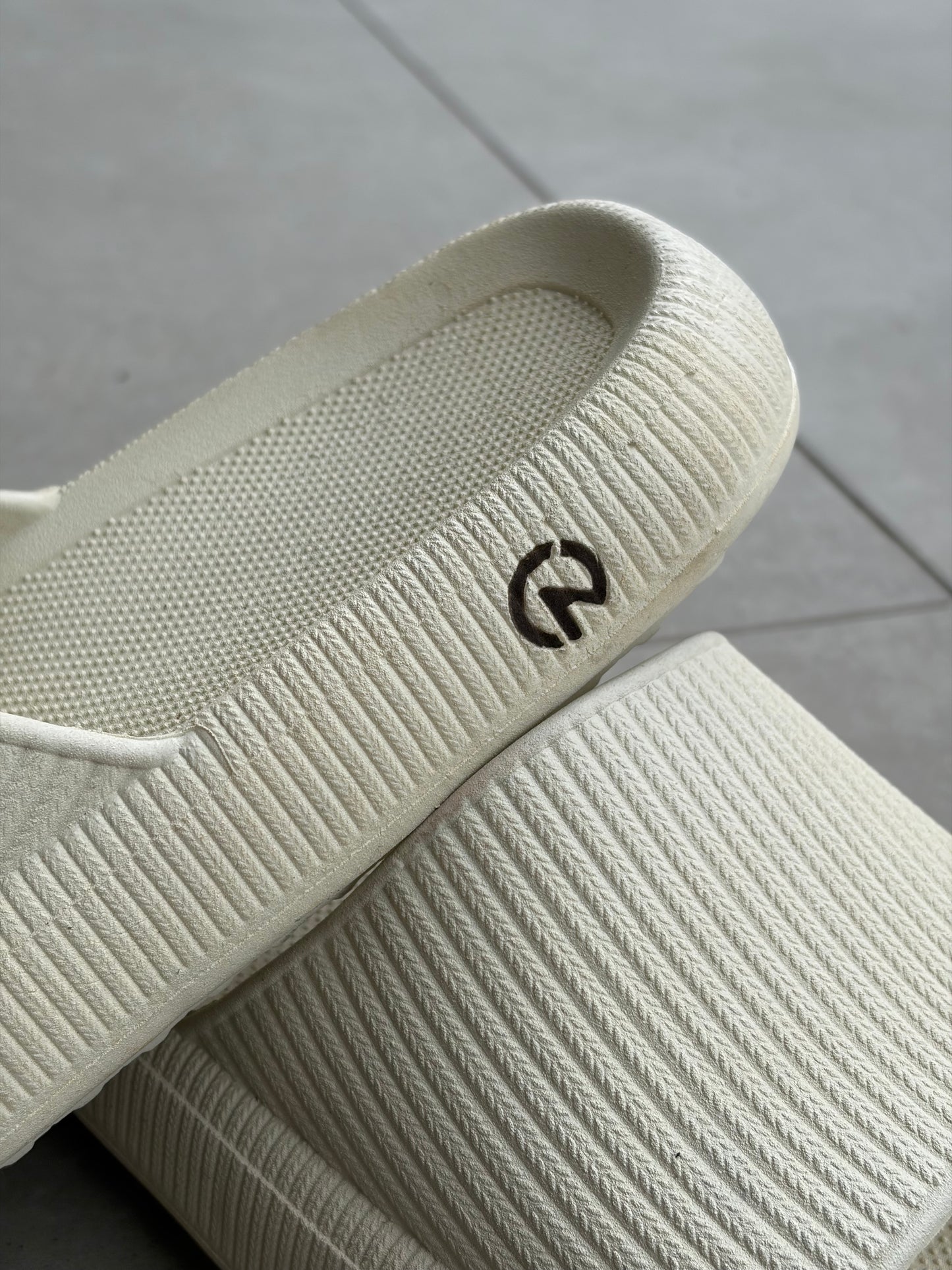 Chinelo Nuvem CALI X COSA NOSTRA (COLLAB)