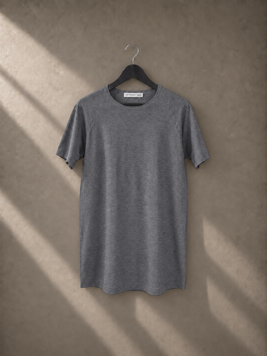 Camiseta Semi Long Cinza Wall Bold
