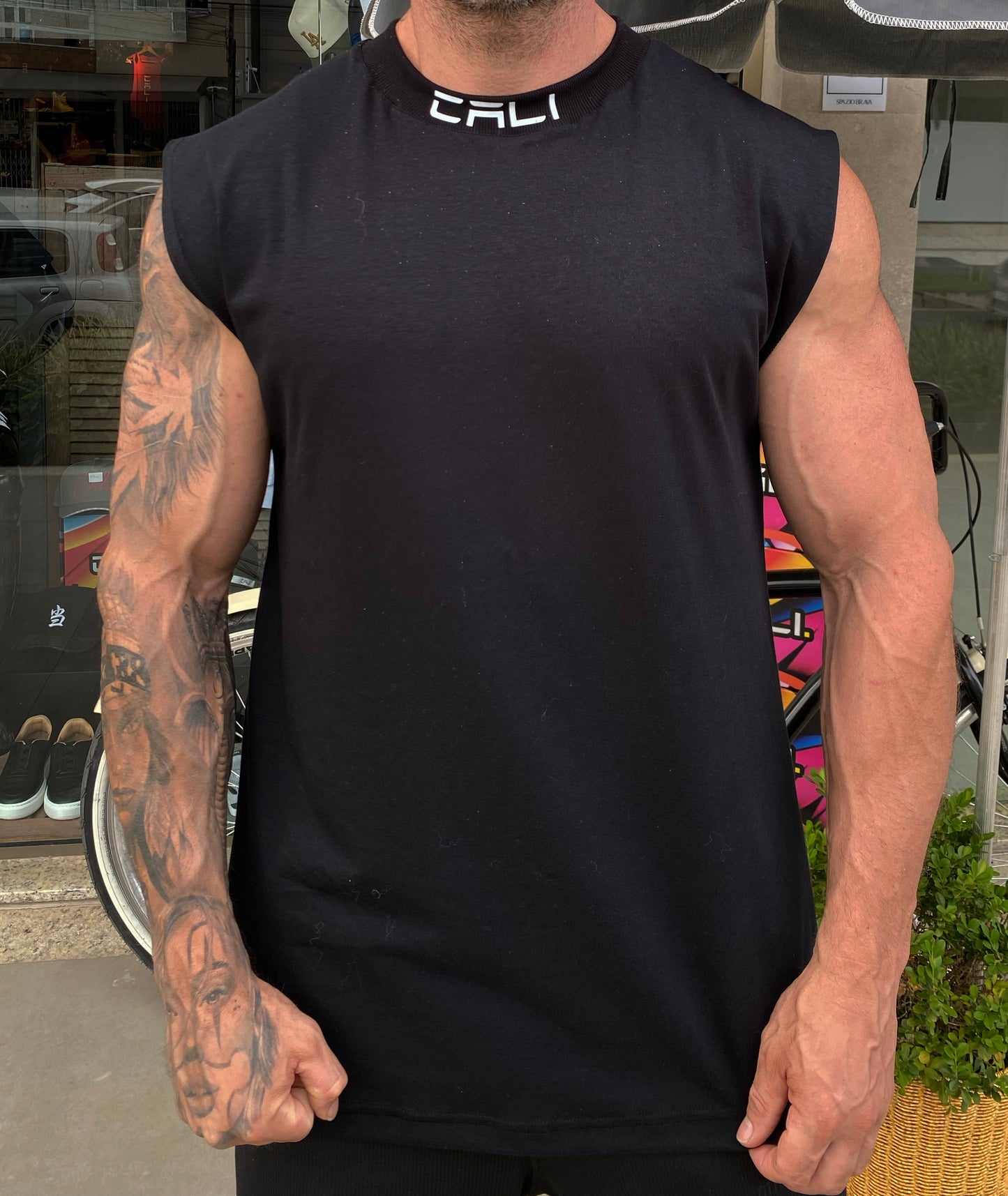 Regata Oversized Cali Tesla Black