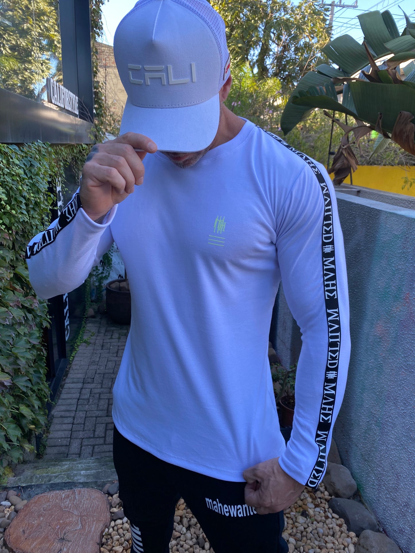 Camiseta Mahe Manga Longa Mônaco White