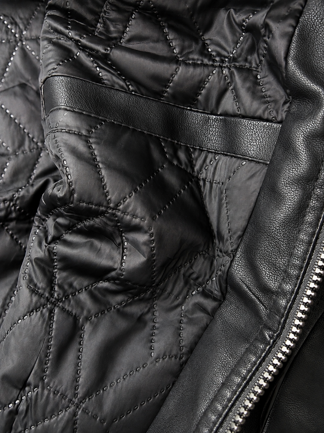 Jaqueta Rick em Couro Black Premium
