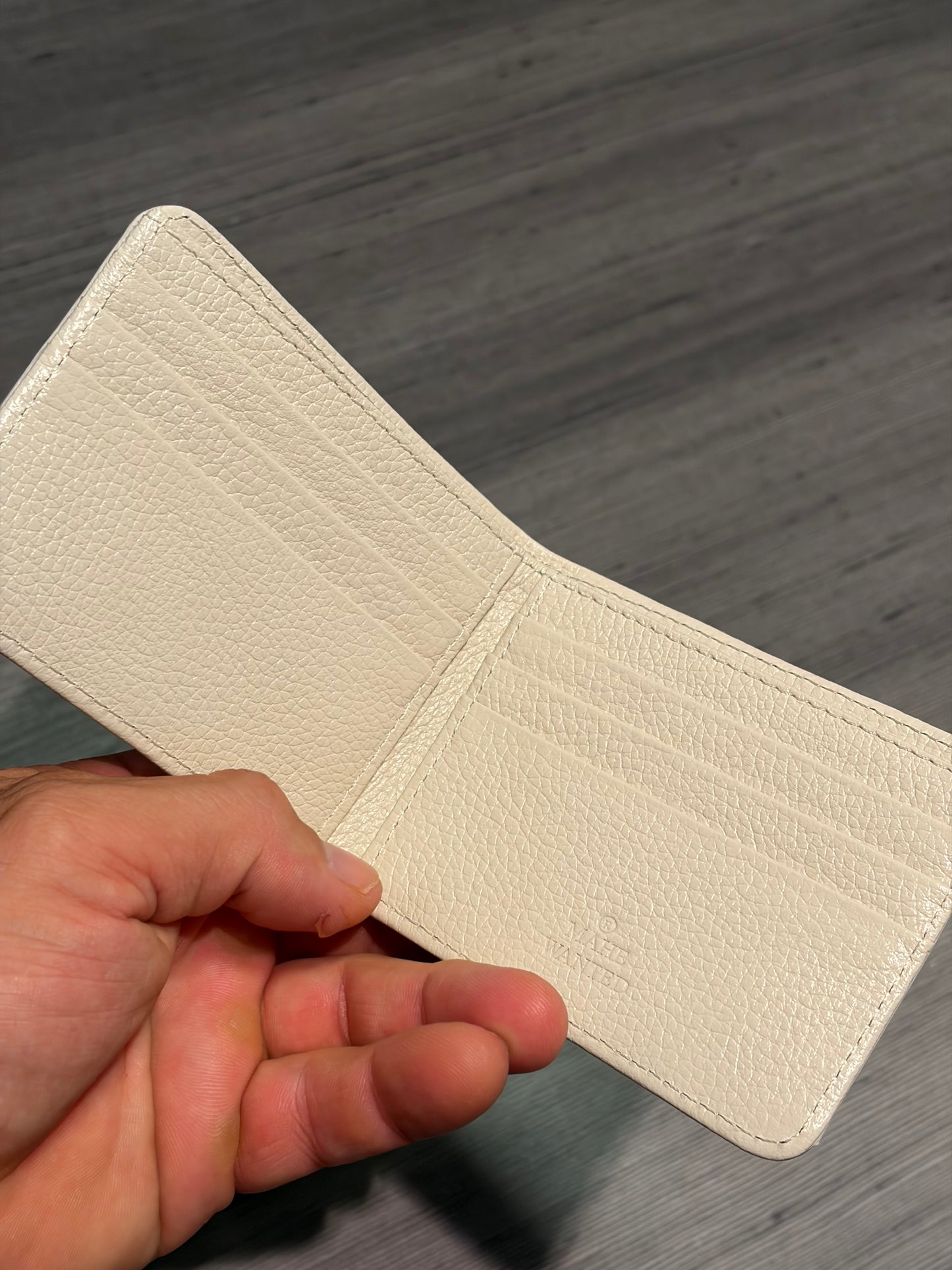 Carteira Mahe Pérola em Couro