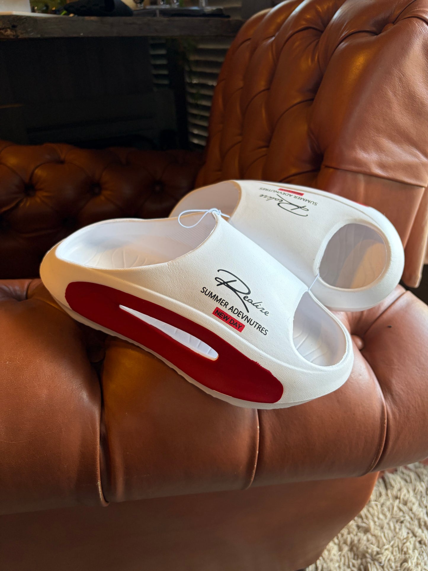 Chinelo Nuvem White Red Super Leve