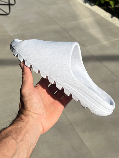 Chinelo Nuvem Branco