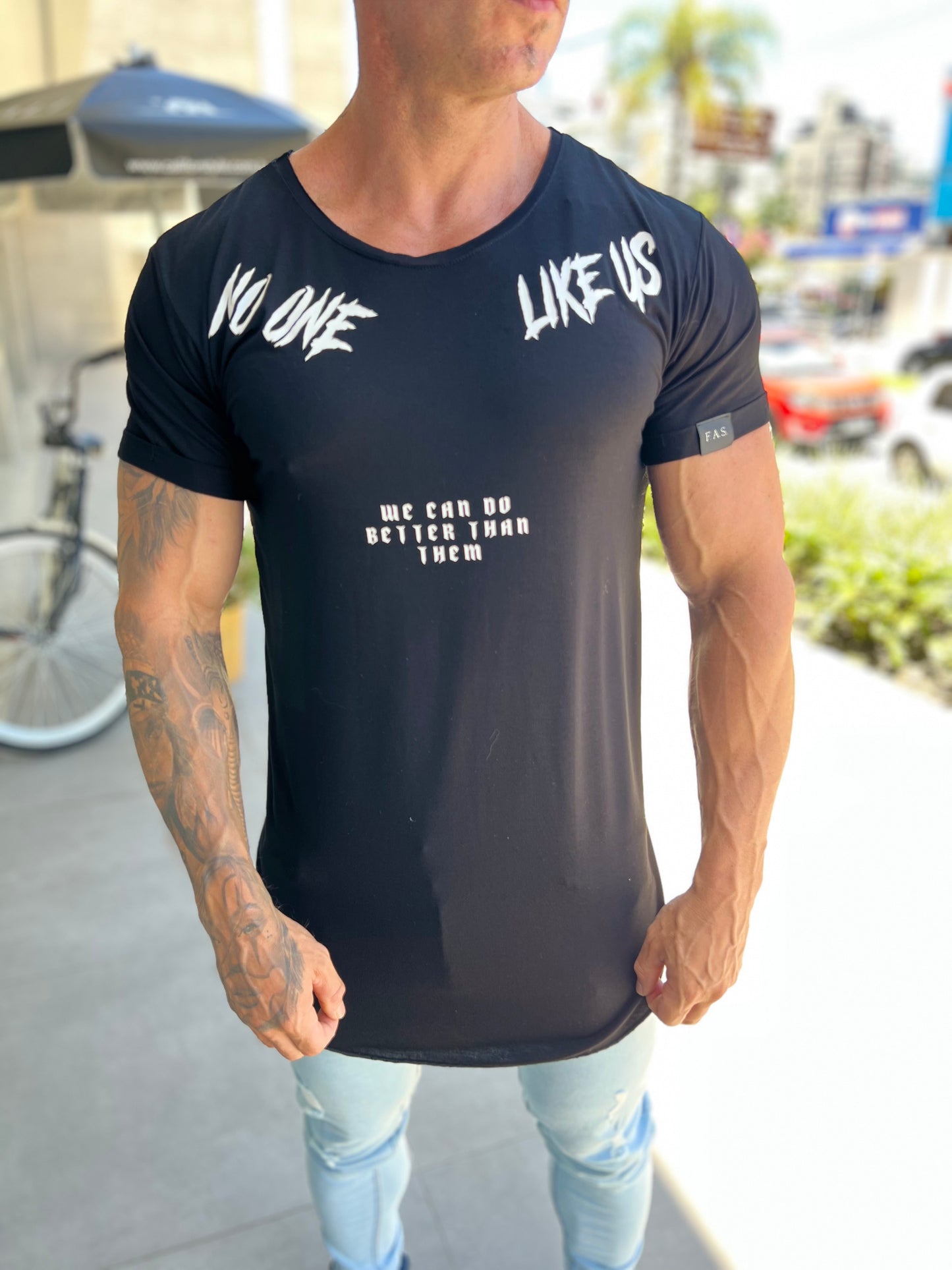 Camiseta No One - Blck