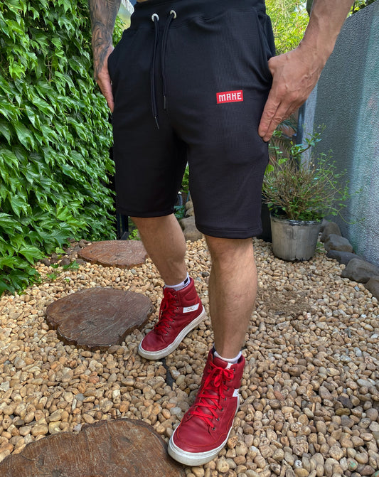 Bermuda Mahe Black and Red