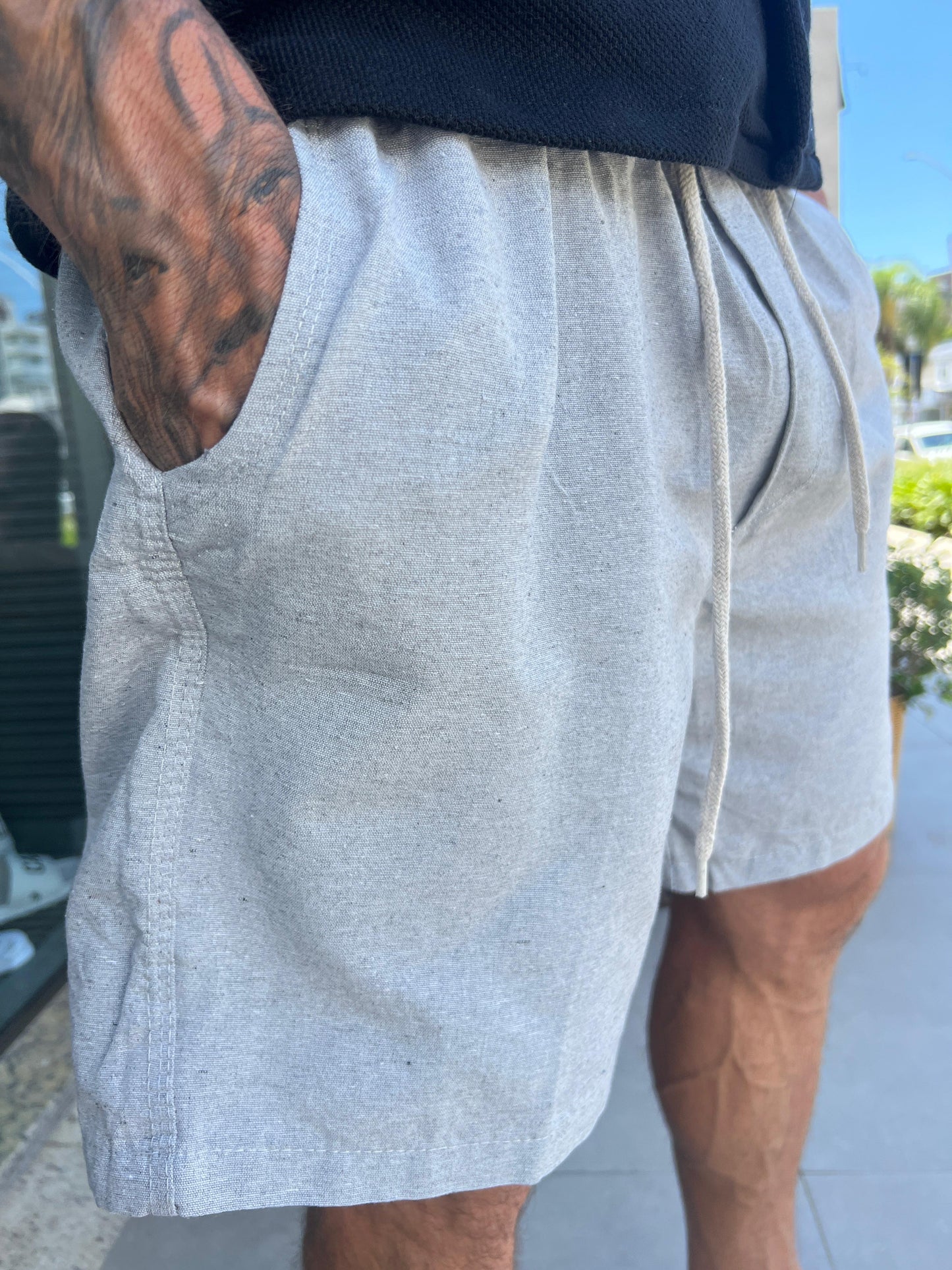 Short Mauricinho Linho Cinza Claro