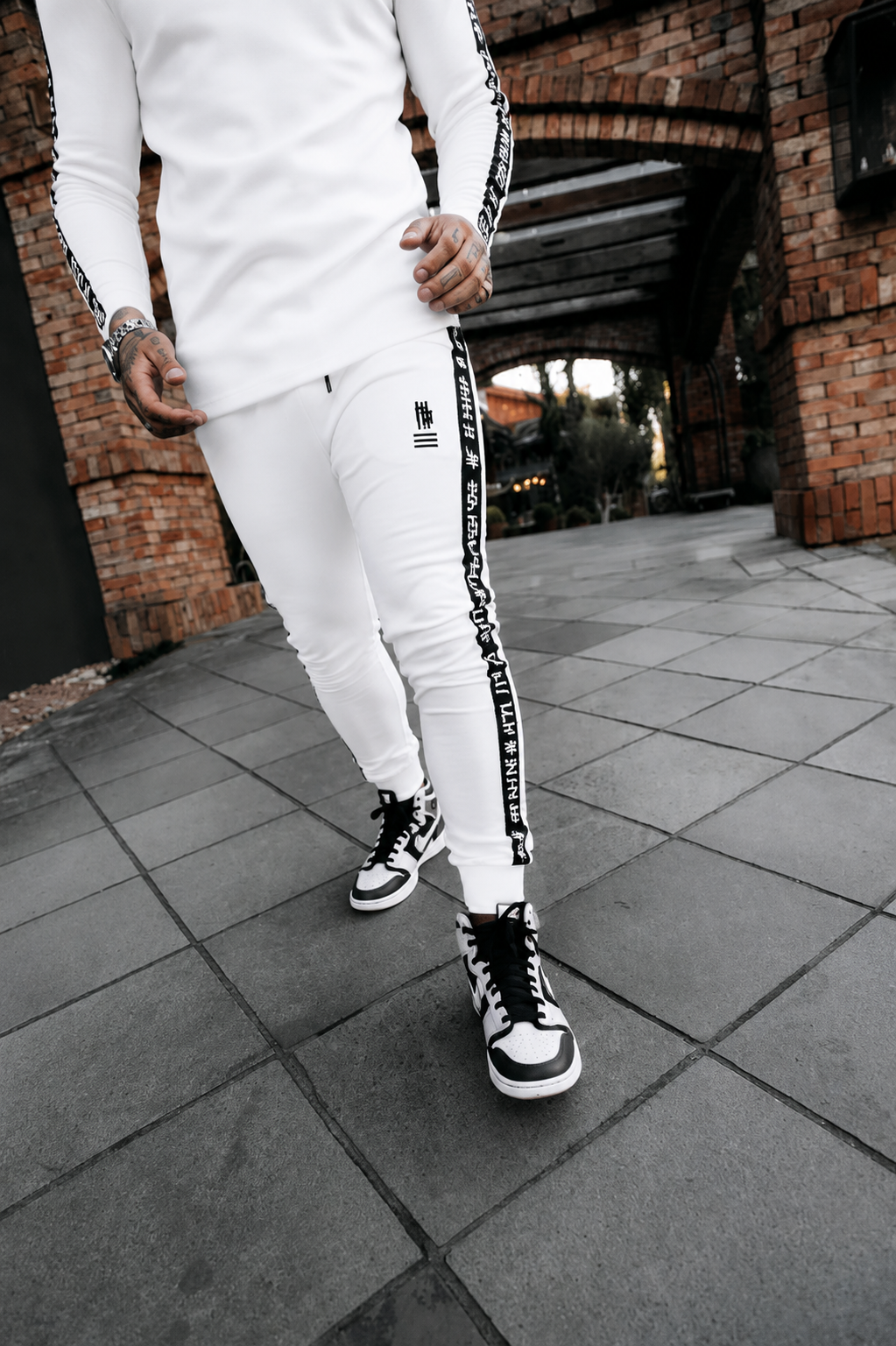 Calça Mahe Moletom Harlem White